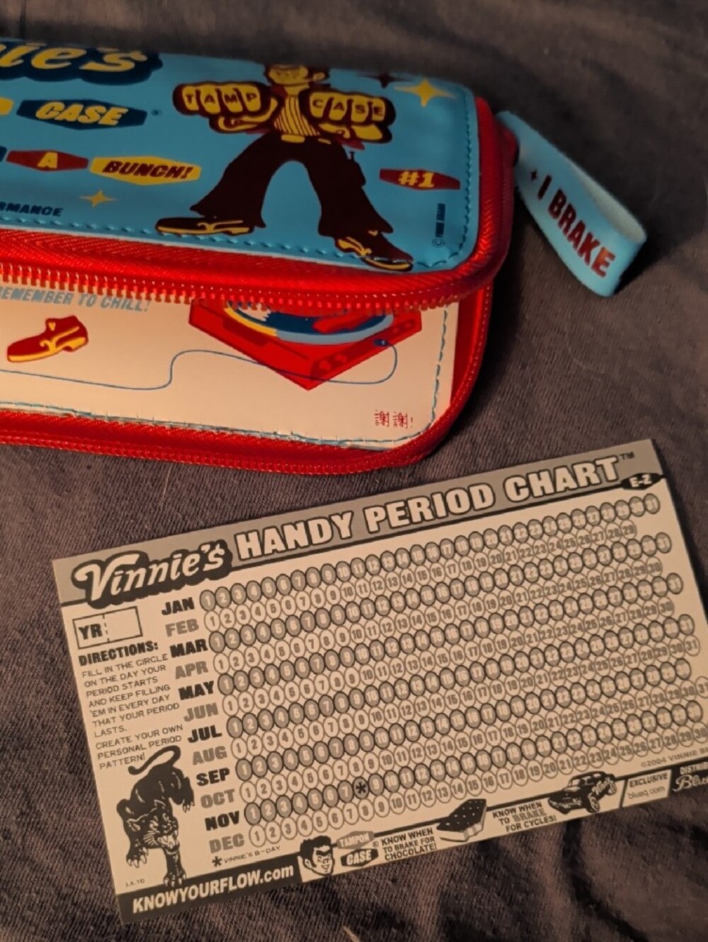Blue Q Vinnie's Retro Tampon Case with Monthly Chart New Funny - Picture 4 of 4